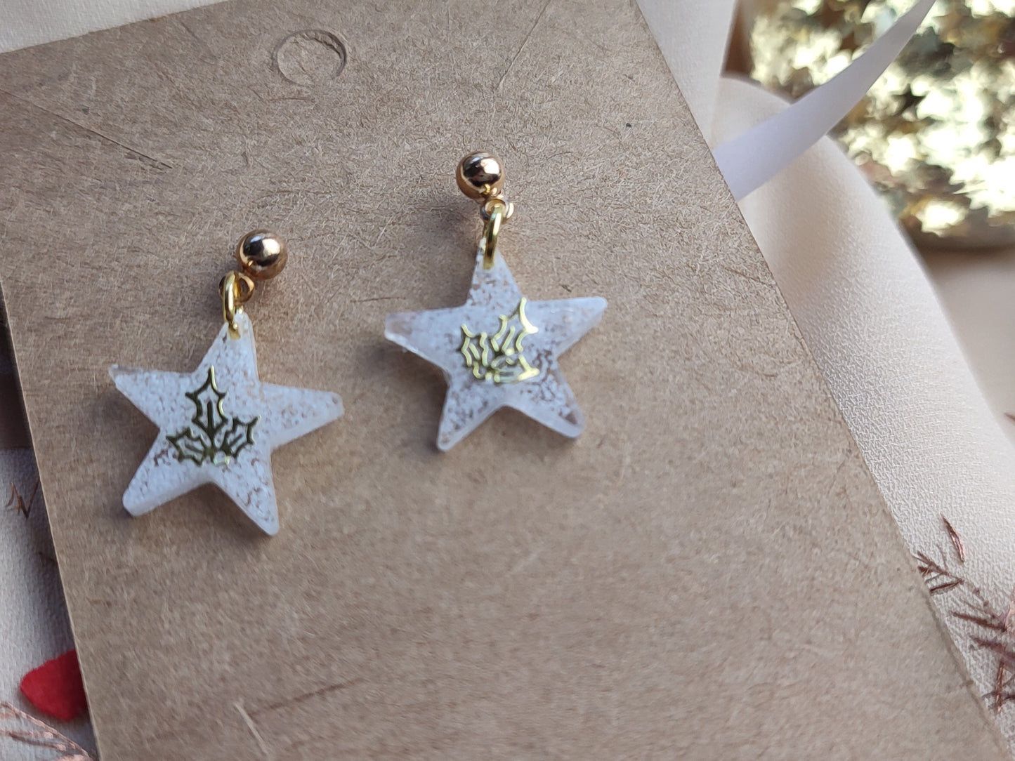 boucle d'oreille étoile blanche